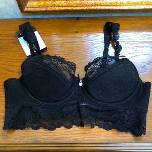 New Women’s Black bra with lace.  Size 34B.  Ningsige.